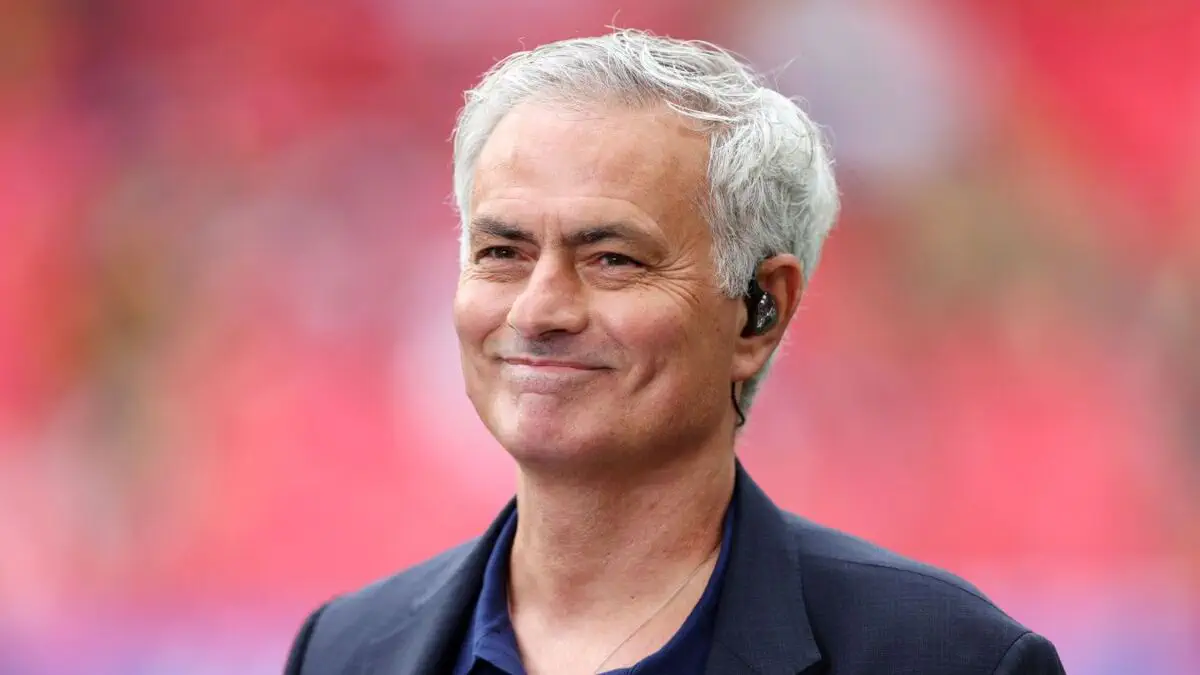 Joze Mourinyu boshqaruvidagi «Benfika» mavsumni magʻlubiyatsiz yakunlagan Yevropadagi yagona jamoa boʻldi