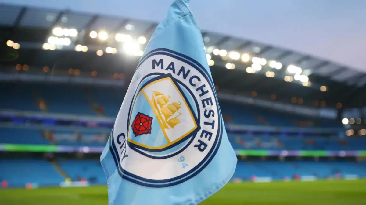 “Manchester City”ning yangi mavsum uchun uy libosini namoyish etdi