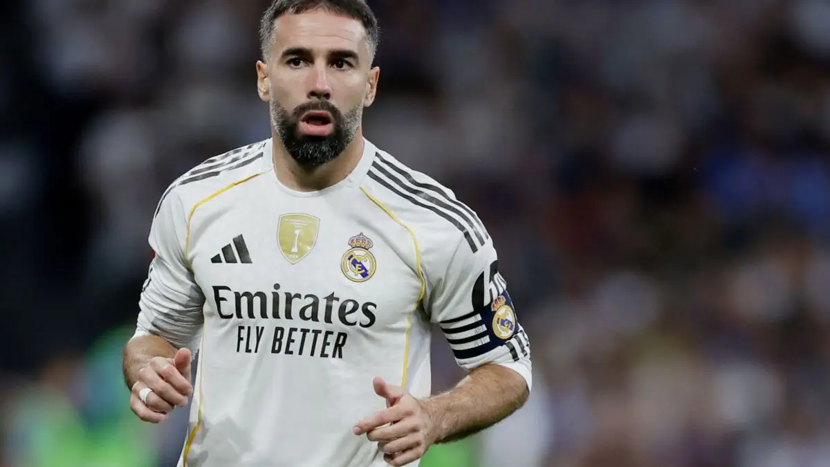 Mourinyu «Manchester Yunayted» futbolchisini Karvaxalga oʻrinbosar sifatida koʻrmoqda
