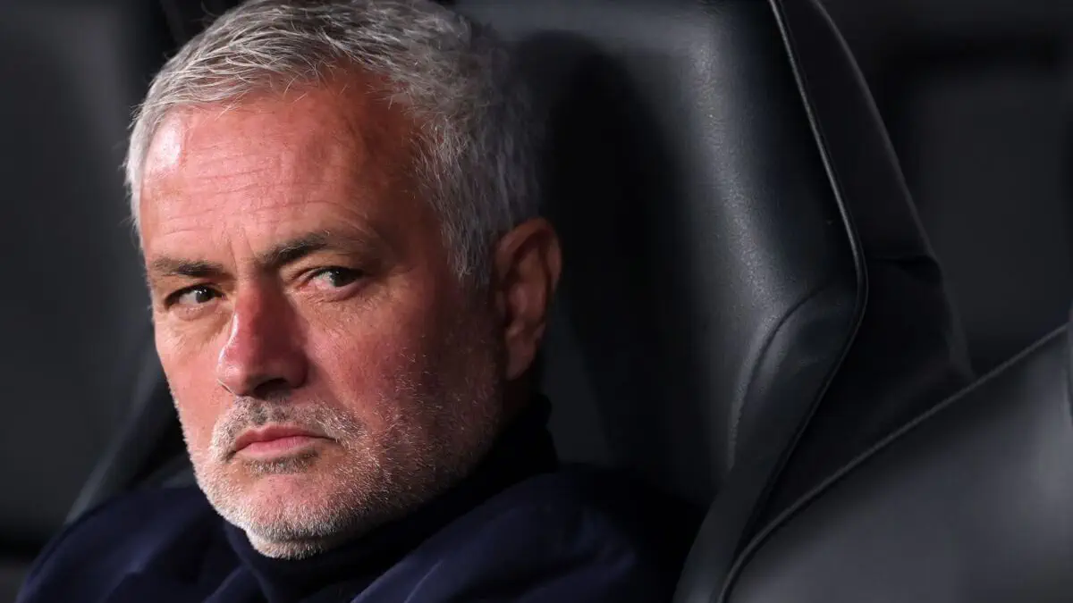 «Benfika» Mourinyu uchun «Real»dan kattagina pul undirib olmoqchi