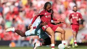 APL. «Liverpul» «Brentford» bilan durang o‘ynab, CHLga yo‘llanma oldi