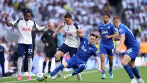 «Tottenhem» APLda jon saqlab qoldi