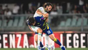 A Seriya. «Roma» «Verona»ni mag‘lub etib, Chempionlar ligasiga yo‘l oldi