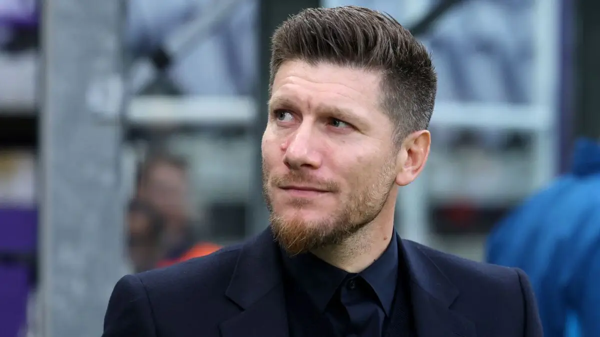 Rasman: Sebastyen Pokonoli «Monako» bosh murabbiyligidan ketdi