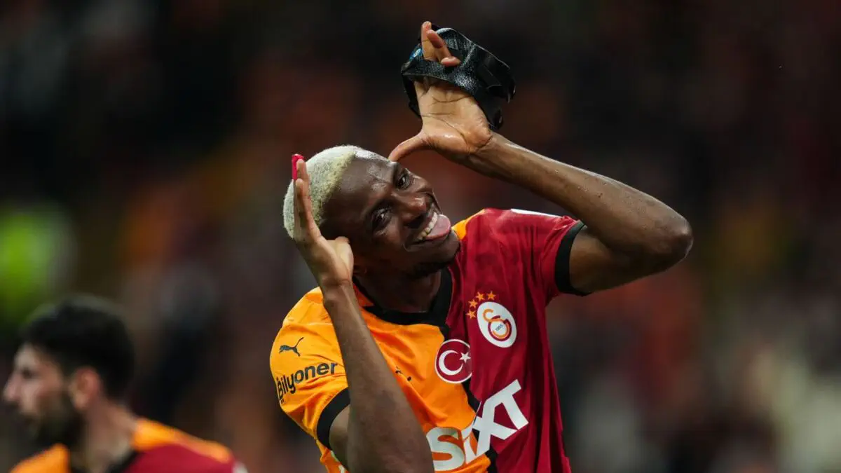Osimhen "Galatasaroy"ni tark etishi mumkin