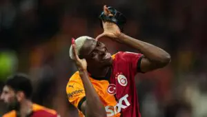 Osimhen A Seriyaga qaytishi mumkin