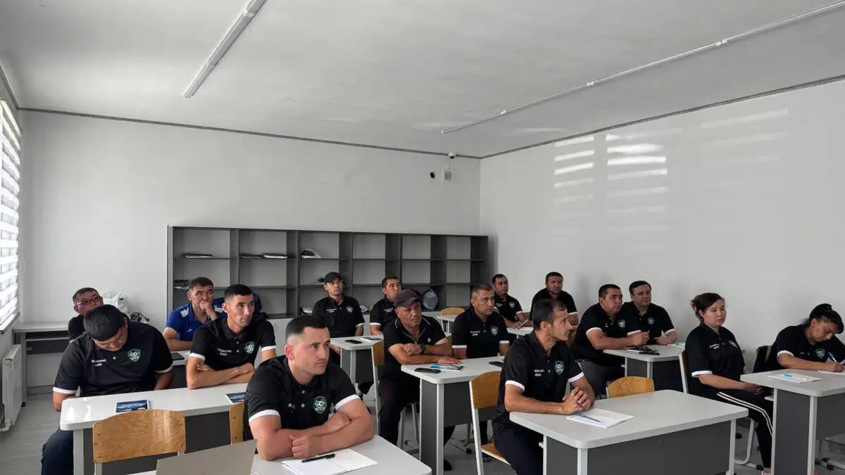 Jizzax shahrida OFKning futzal bo‘yicha “Futsal” L-1 sertifikati uchun murabbiylik o‘quv kursi bo'lib o'tmoqda