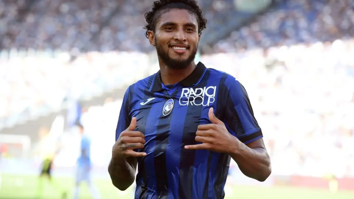 Manchester United yozgi ilk transferini amalga oshirdi