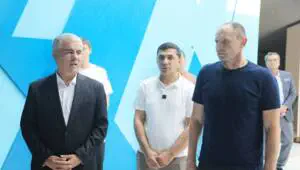 Botir Zaripov «Buxoro» futbol klubi futbolchilari bilan uchrashdi