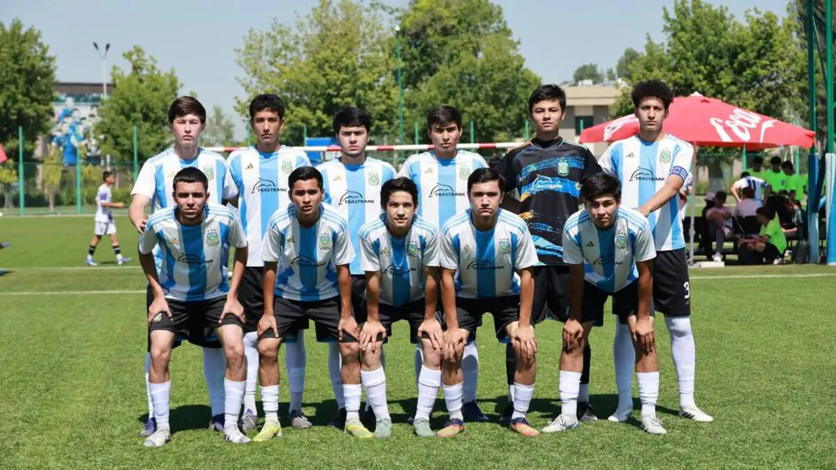 "Do‘stlik Toshkent" futbol akademiyasi tarbiyalanuvchilari — O‘zbekiston chempioni!