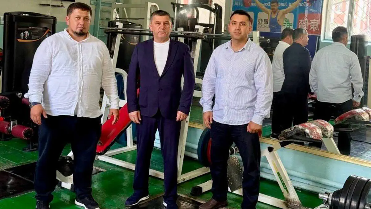 Og'ir atletika. Shaxrillo Maxmudovning Tojikistonga tashrifi: hamkorlik va yangi tashabbuslar