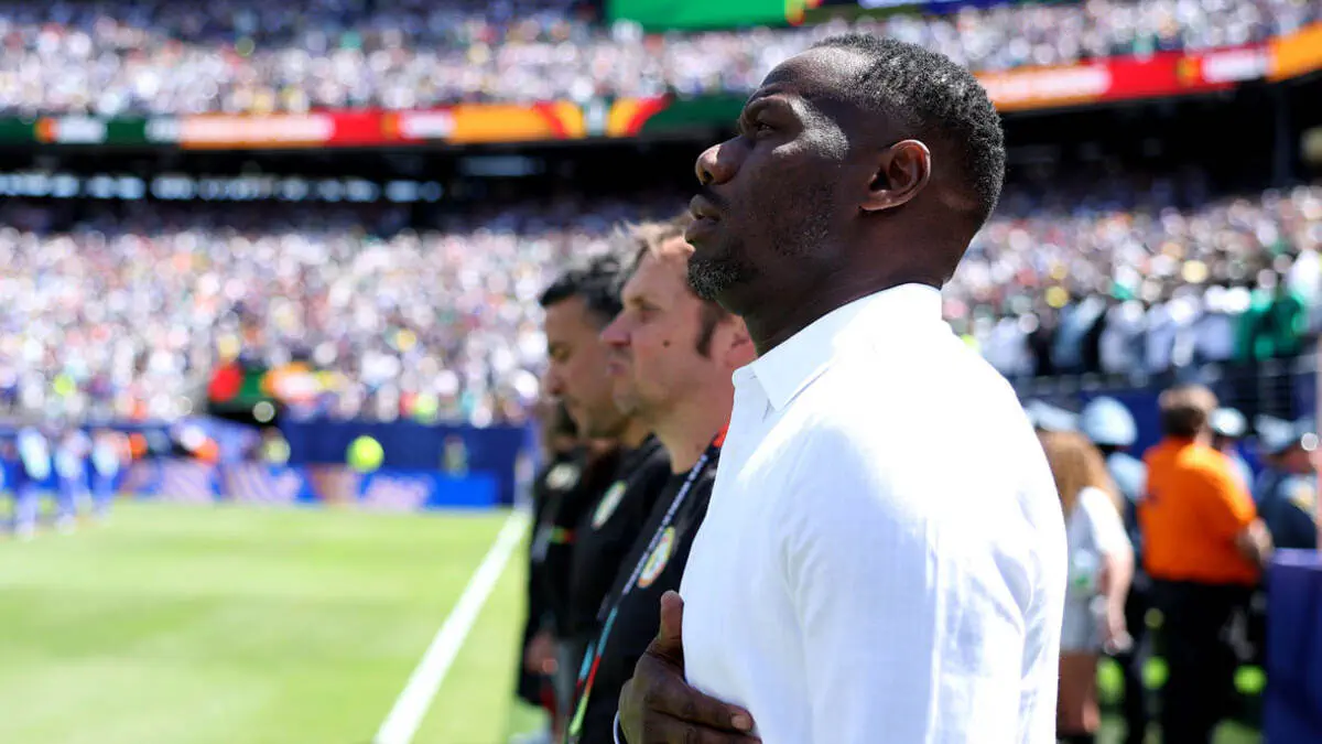Senegal terma jamoasining JCHdagi azoblari: murabbiy maoshsiz, futbolchilar esa o‘z pullariga ovqat sotib olishmoqda