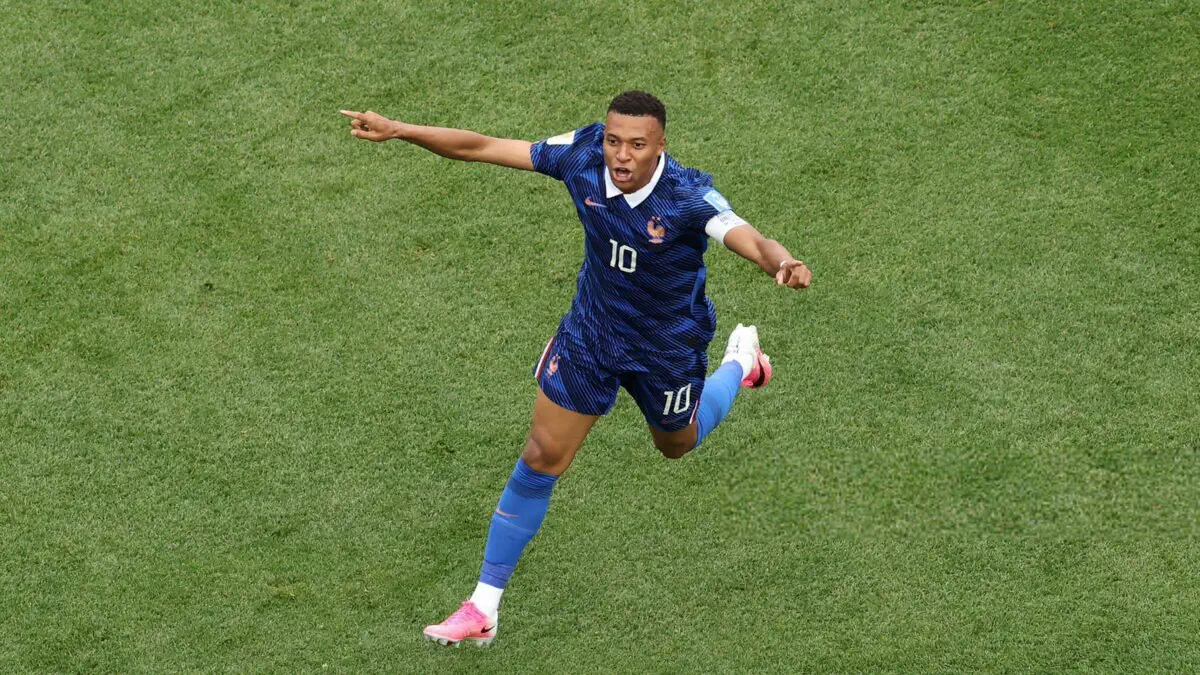 Mbappe JCH tarixidagi 15-golini urdi