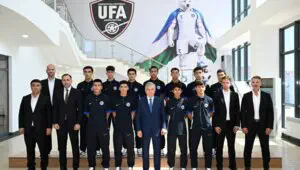Prezidentimiz «Navbahor» futbol klubining akademiyasida boʻldi