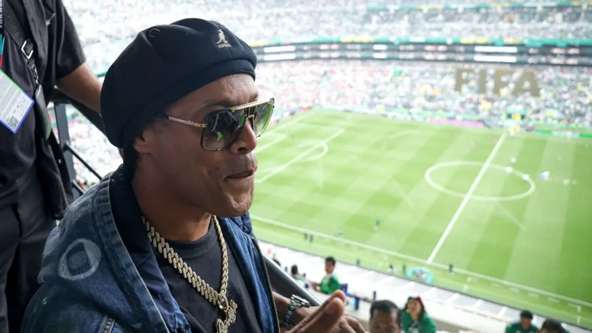 Rasman: Ronaldinyo Italiyaning «Ravenna» klubi bilan shartnoma imzoladi