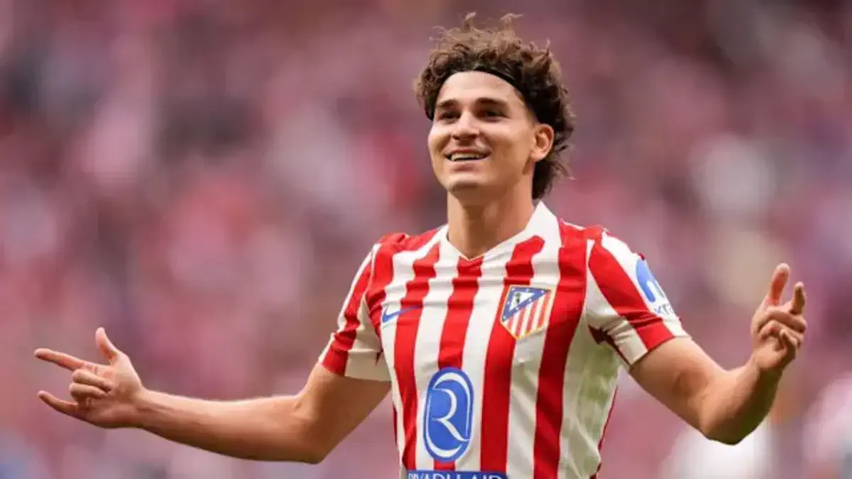 “Arsenal” va “Atletiko” Xulian Alvares transferini muhokama qilmoqda