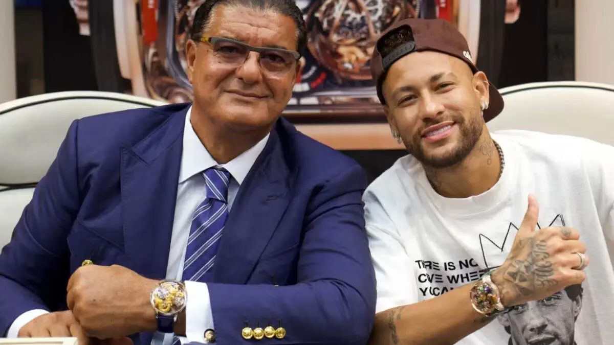 Neymar jahon chempionati vaqtida 880 ming yevroga soat sotib oldi