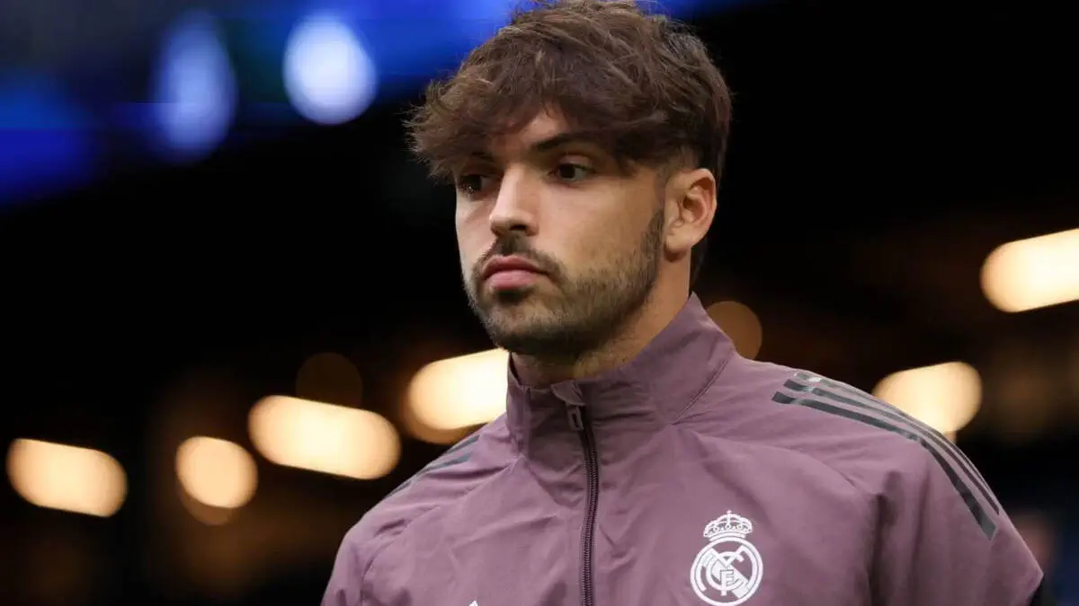 “Latsio” Raul Asensioni kuzatmoqda