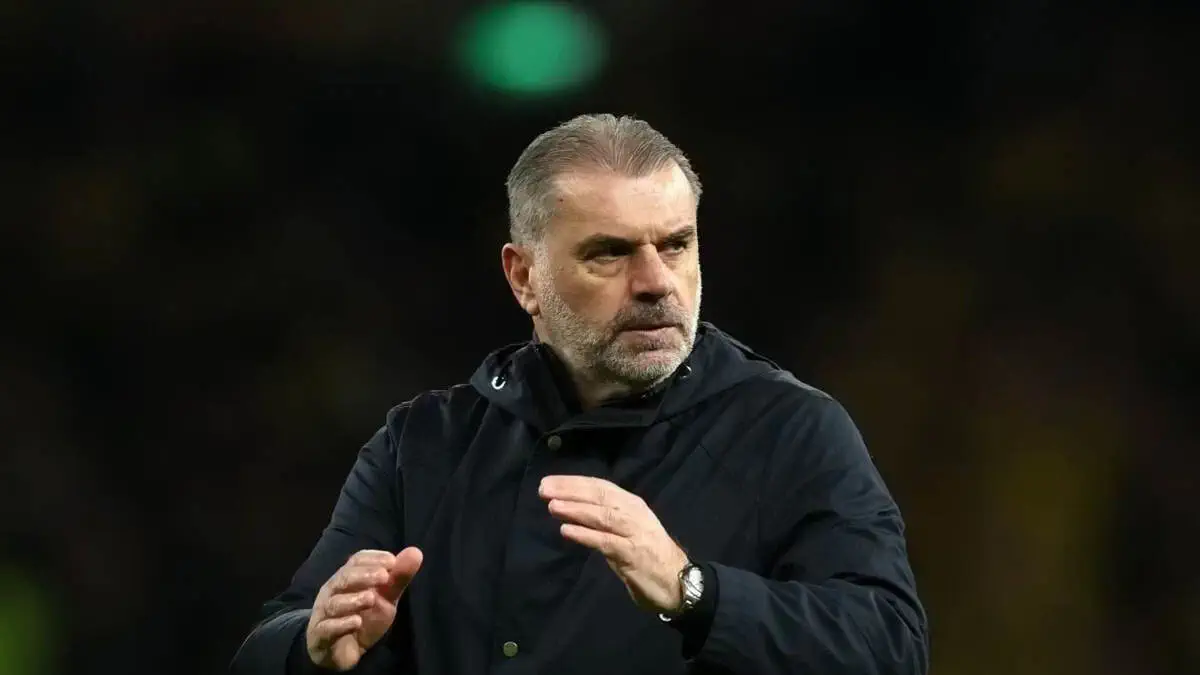 Angelos Postekoglu «An-Nasr» bosh murabbiyiga aylandi