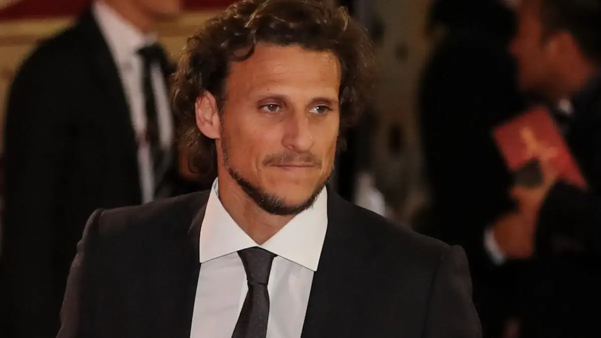 Diyego Forlan Urugvay yoshlar terma jamoasini boshqarishi mumkin