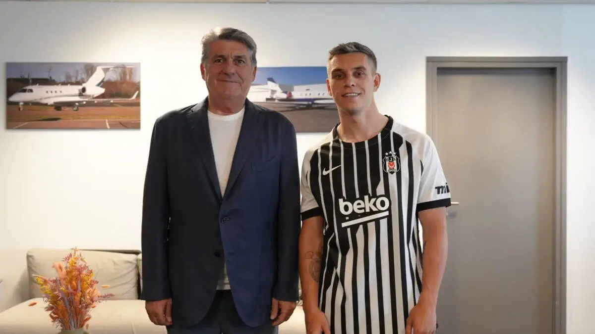 Rasman: Leandro Trossard "Beşiktaş" futbolchisiga aylandi