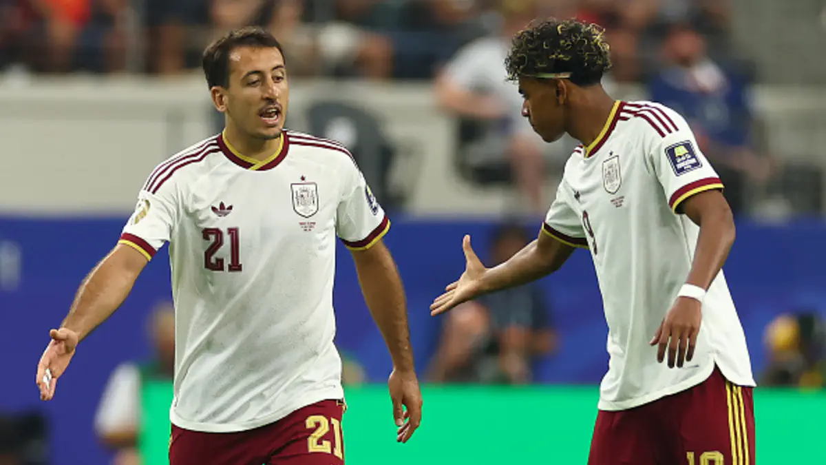 Oyarsabal bu mavsumda Ispaniya terma jamoasi safida 14 ta gol urdi