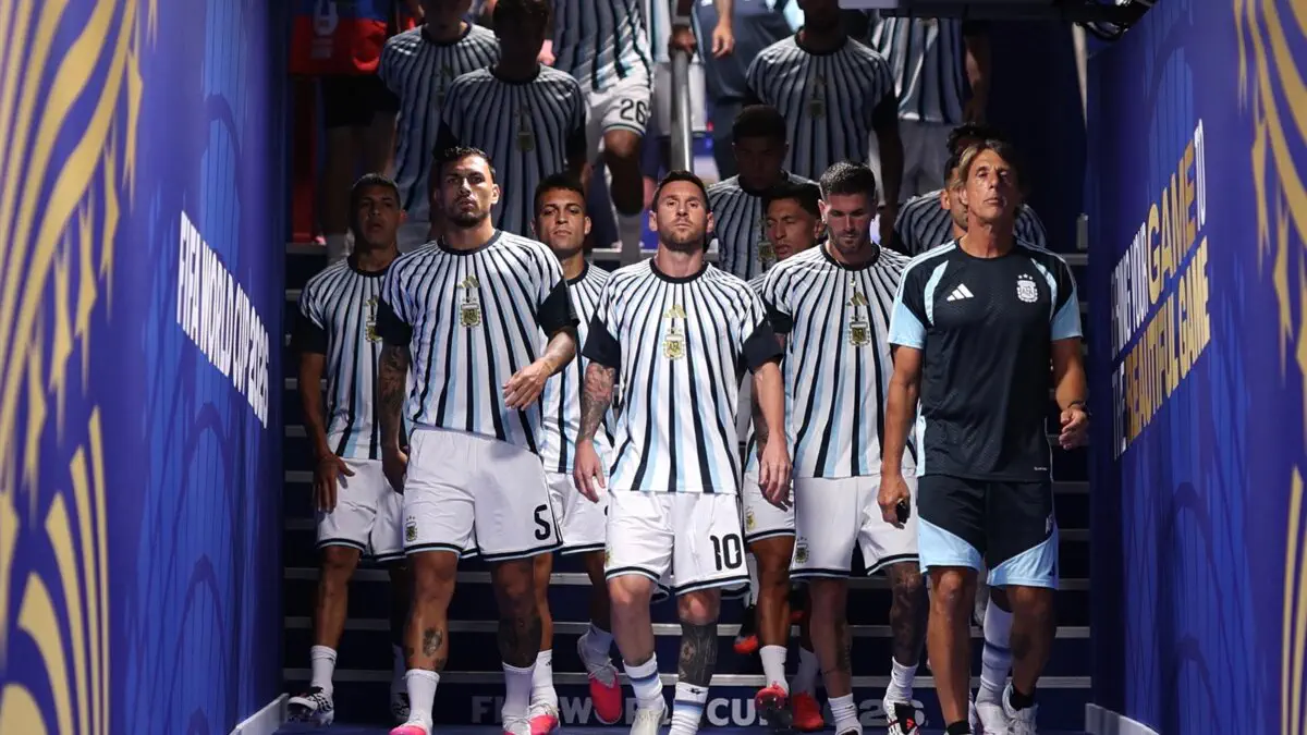 Argentina terma jamoasining qaytishi sababli mamlakatdagi barcha o‘yinlar qoldirildi