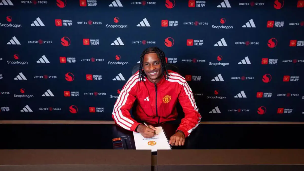 «Manchester Yunayted» 18 yoshli Tompsonni o‘z safiga qo‘shib oldi