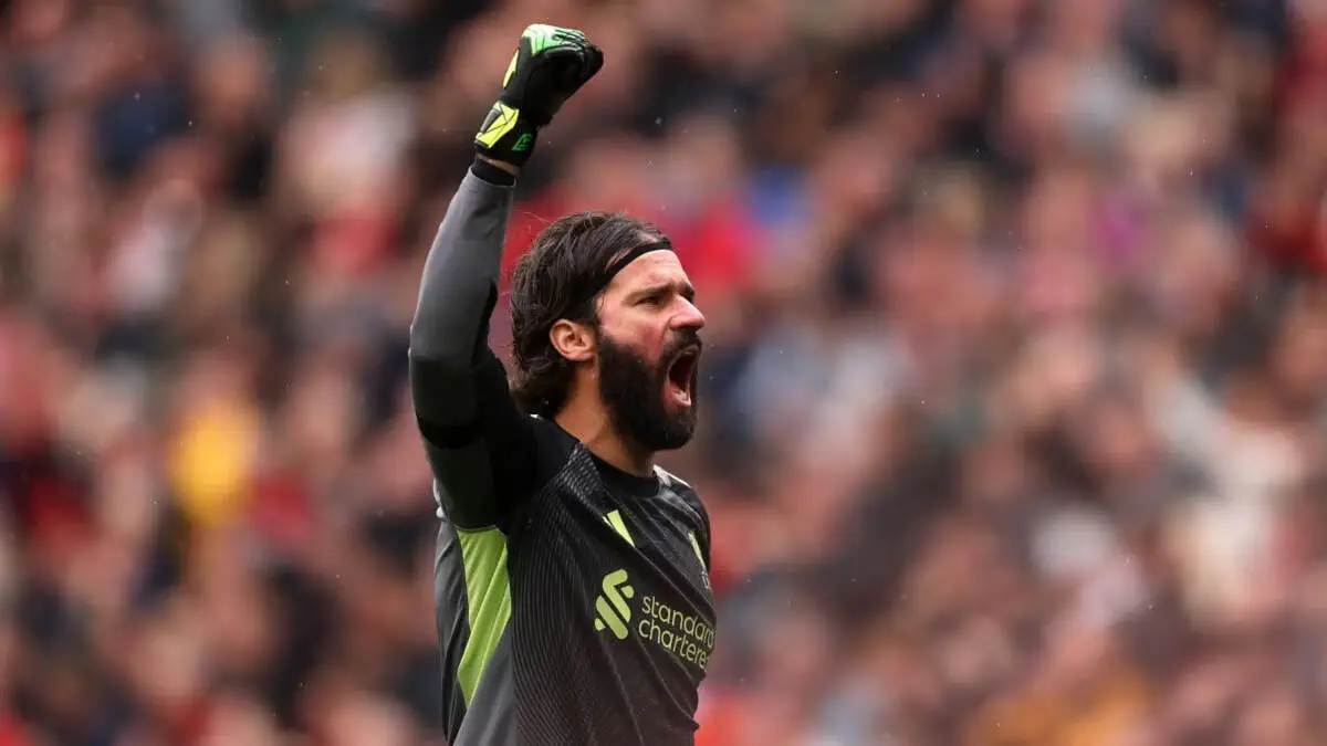Iraola: «Alisson nafaqat maydonda, balki kiyinish xonasida ham muhim figura»