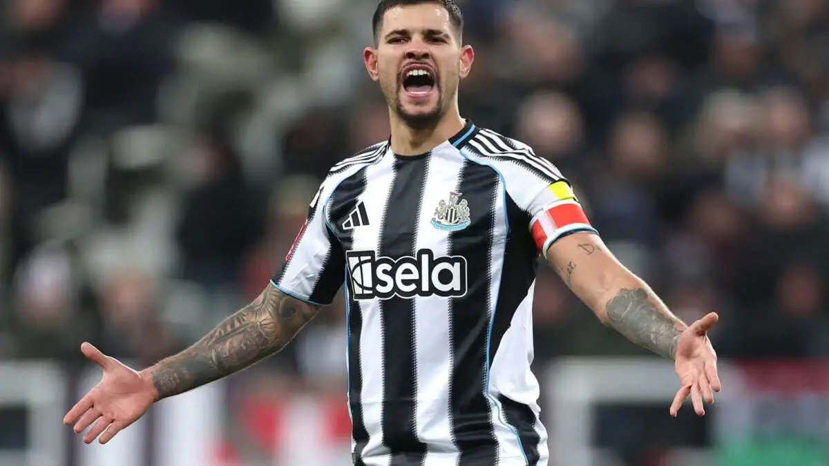 "Arsenal" Bruno Guimaraes uchun yangi taklif tayyorlamoqda