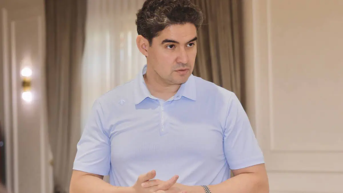 Azizjon Kamilov Osiyo chempionati qahramonlari bilan uchrashdi