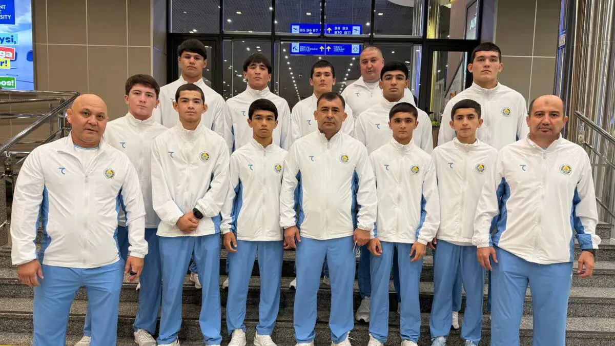 Yunon-rum kurashi. U17 O‘zbekiston terma jamoamiz Boku shahriga yetib keldi.