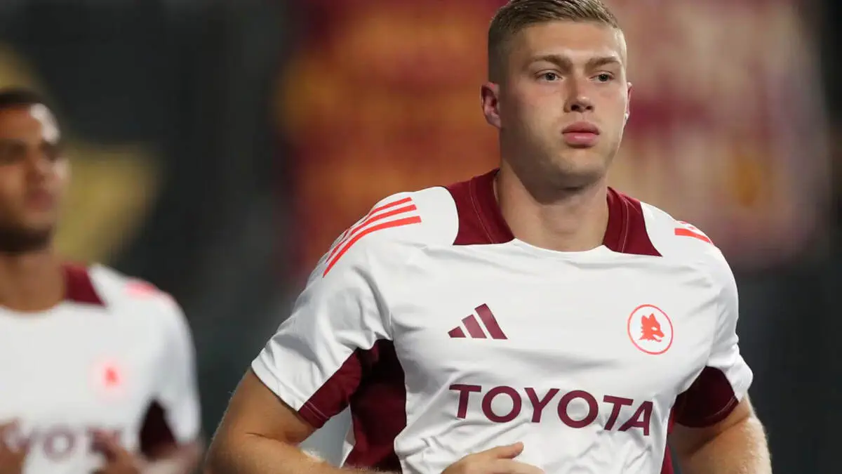 «Roma» Kastro transferiga yaqin, Dovbik kelishuvning bir qismi bo‘lishi mumkin