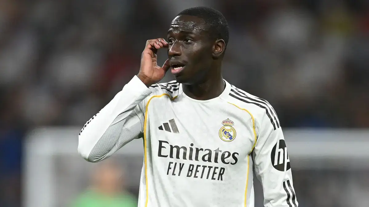 Zidan Ferlan Mendini Fransiya terma jamoasining asosiy chap qanot himoyachisiga aylantirmoqchi