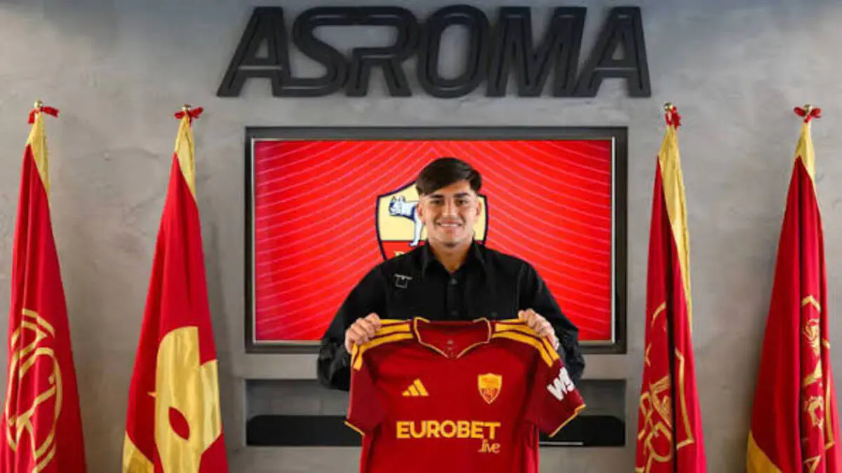 Rasman: Santyago Kastro "Roma"  futbolchisi