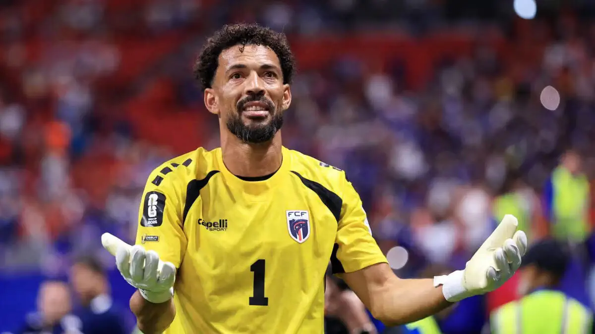 Vozinyaning «Kolo-Kolo»ga transferi hujjatlar sababli kechikmoqda