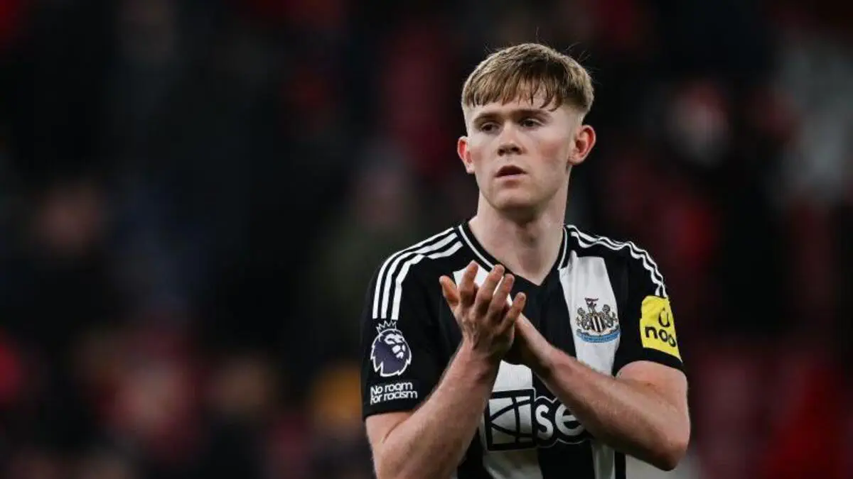 “Manchester Yunayted” Lyuis Xoll uchun taklif tayyorlamoqda