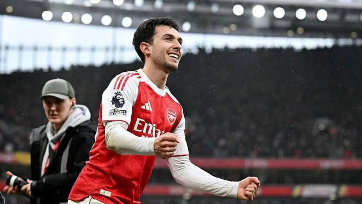 Xabi Alonso “Arsenal” futbolchisini “Chelsi”da ko‘rmoqchi
