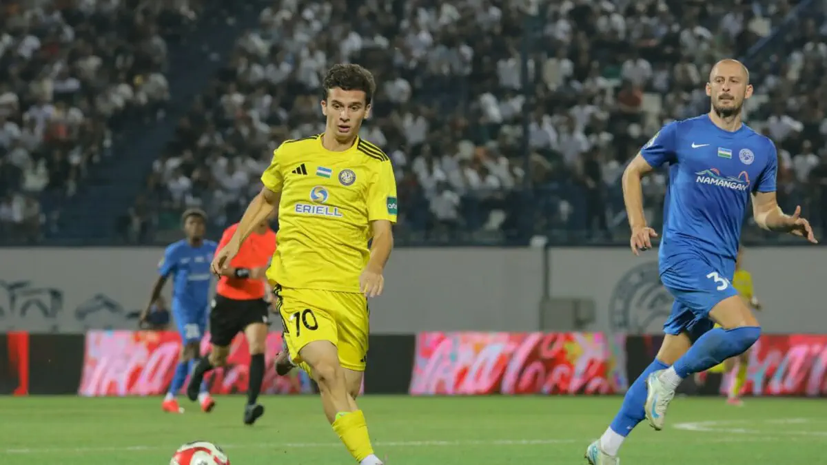 «Surxon» futbolchisi Farxodbek Salixjonov — Superligada debyut qildi