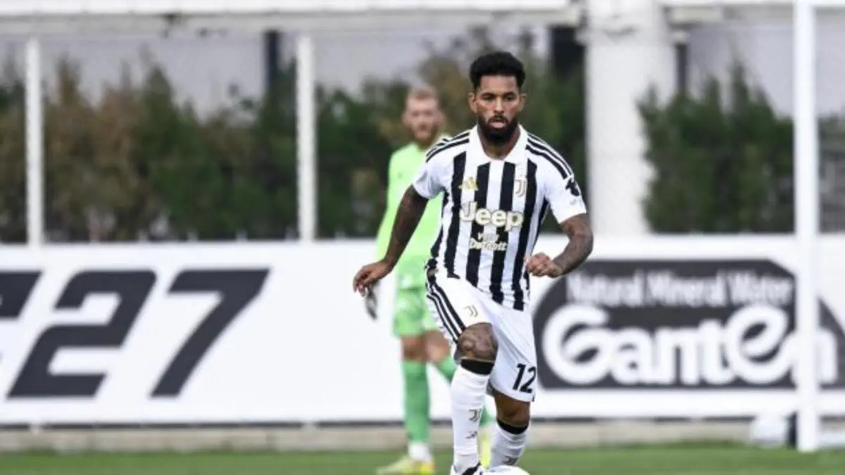 Duglas Luiz “Yuventus”da qolishni tanladi