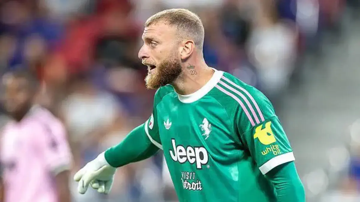 Easman: Di Gregorio - “Bornmut” futbolchisi
