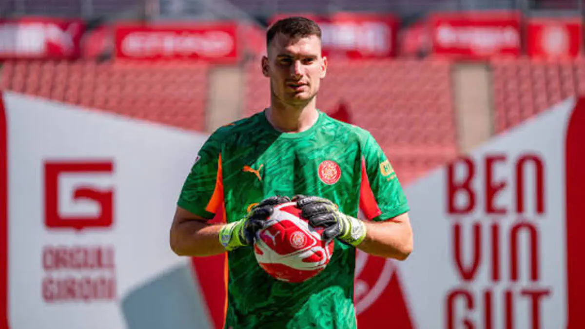Livakovich -- “Barselona” futbolchisi (Romano)