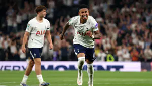 Angliya Liga kubogining 2-bosqichida «Tottenhem» o‘z maydonida «Charlton»ni qabul qilib, 5:1 hisobida yirik g‘alabaga erishdi