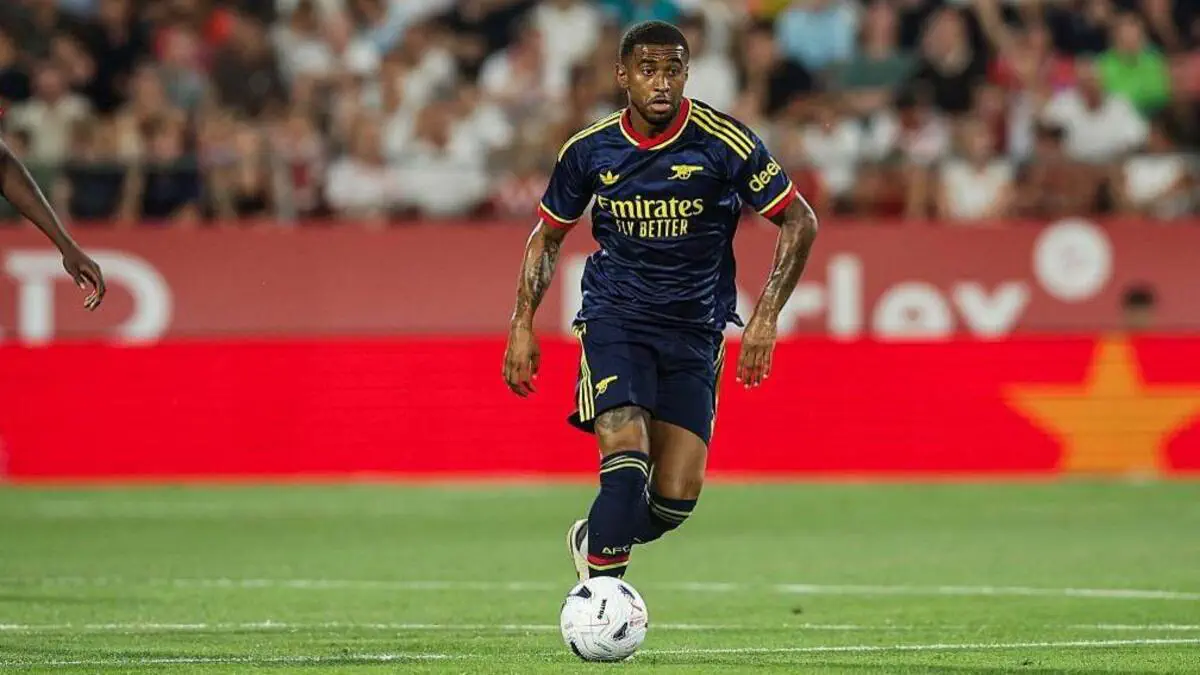 Reiss Nelson “Feyenoord”ga qaytishi mumkin