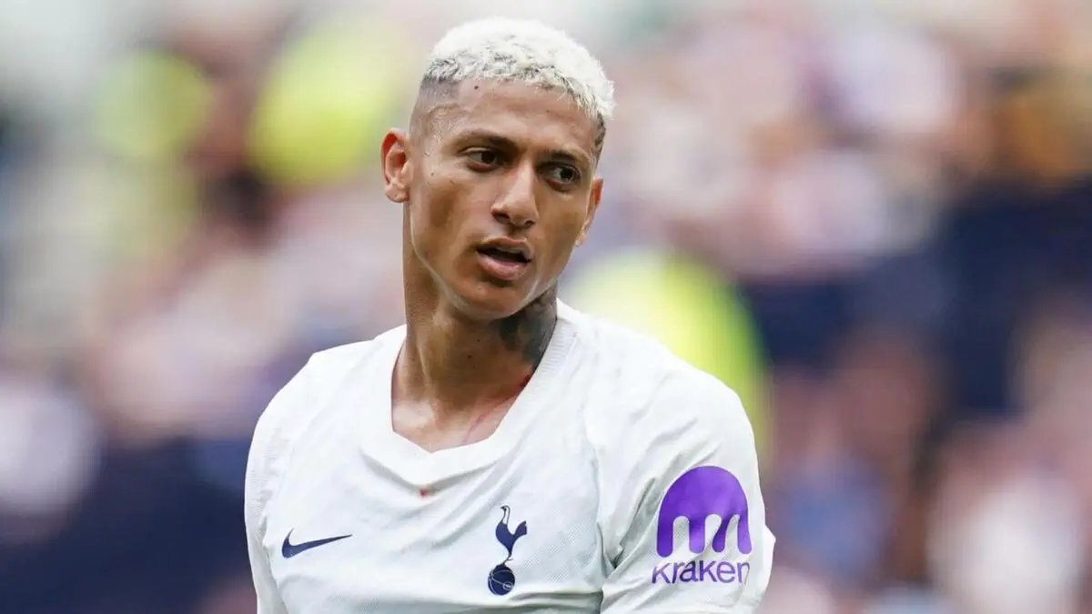 “Tottenhem” Risharlison bilan shartnomani bekor qilishi mumkin