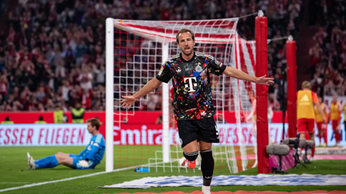 Kane Bundesligadagi 100-golini turnir tarixida eng tez urgan futbolchi bo‘ldi