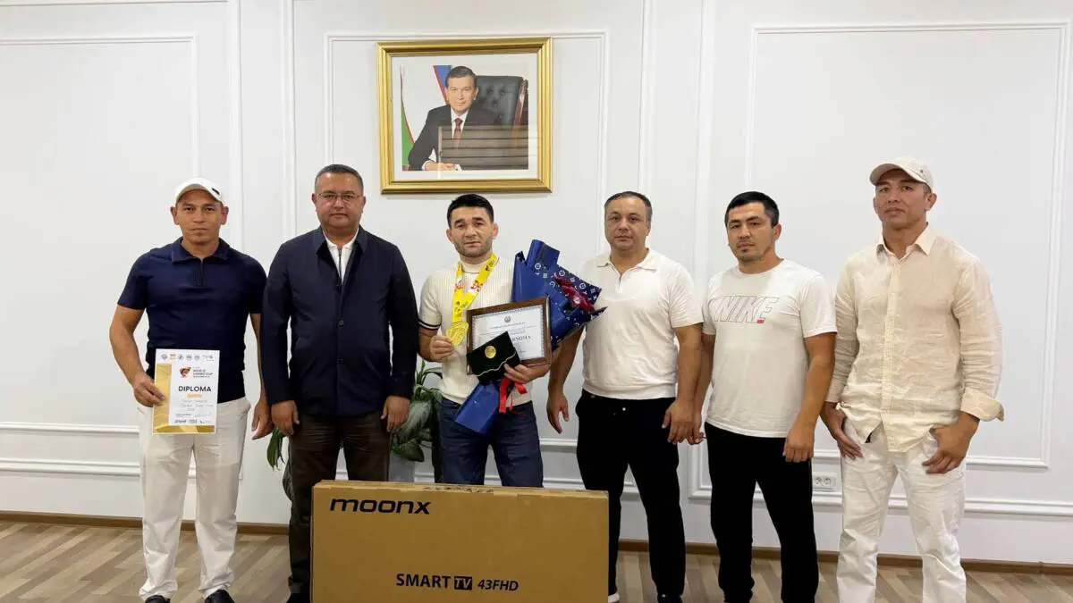 Шаҳрисабр шаҳар ҳокими Жаҳон кубоги ғолибини тақдирлади