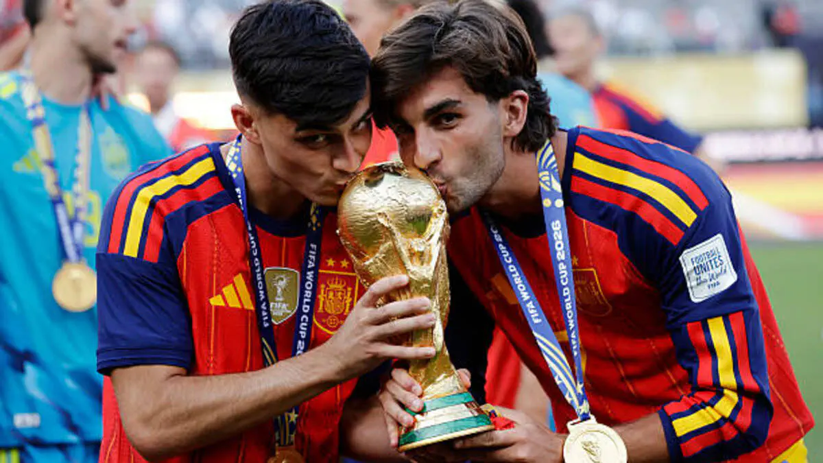 Ferran Torres Pedrini «PSJ»ga chaqirmoqda