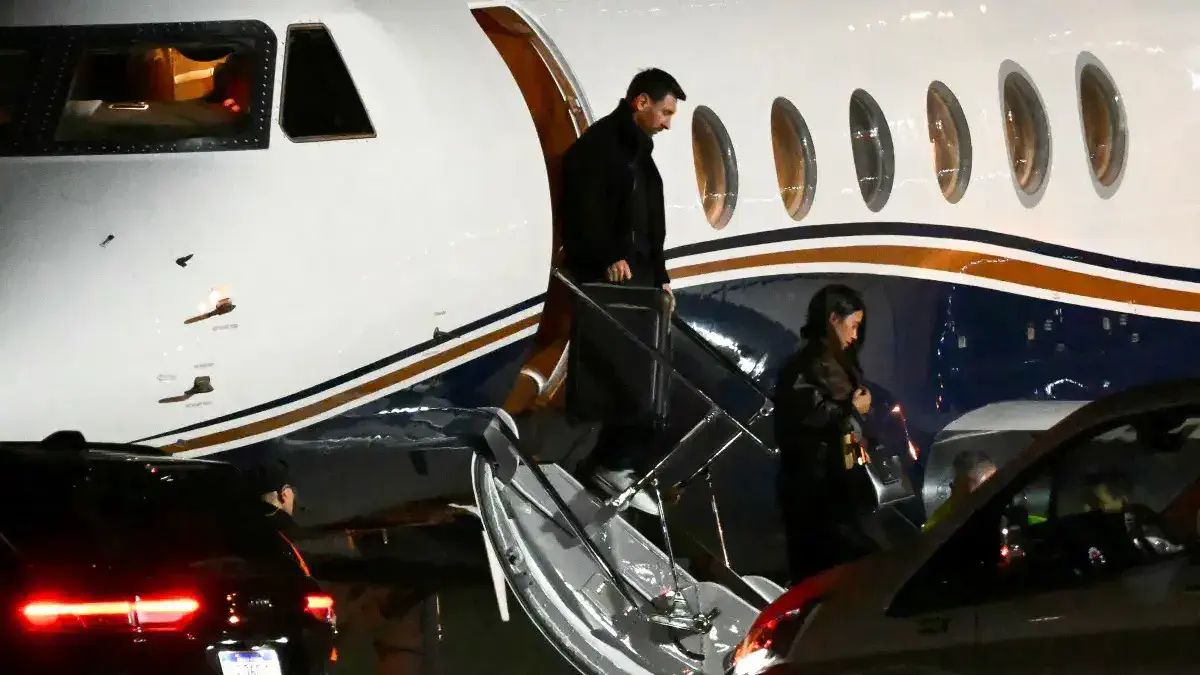 Messi xayrlashuv o‘yini oldidan Argentinaga yetib keldi