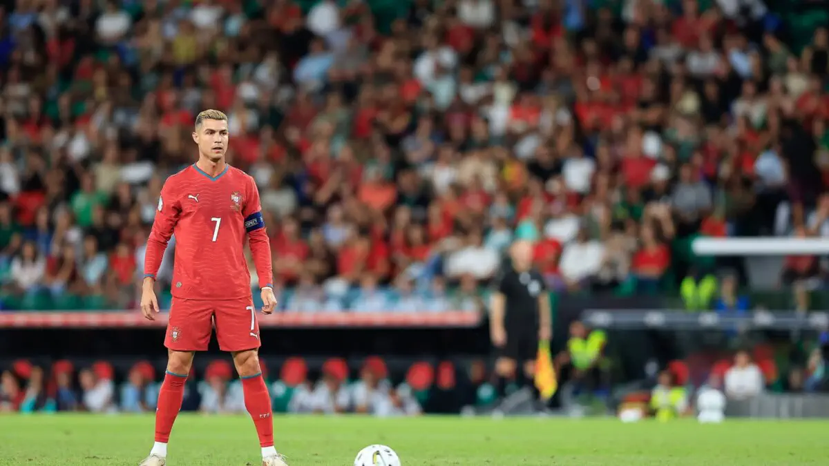 Ronaldu Portugaliyaga qaytishi mumkin, u 1000-golini milliy jamoa safida urishni xohlaydi
